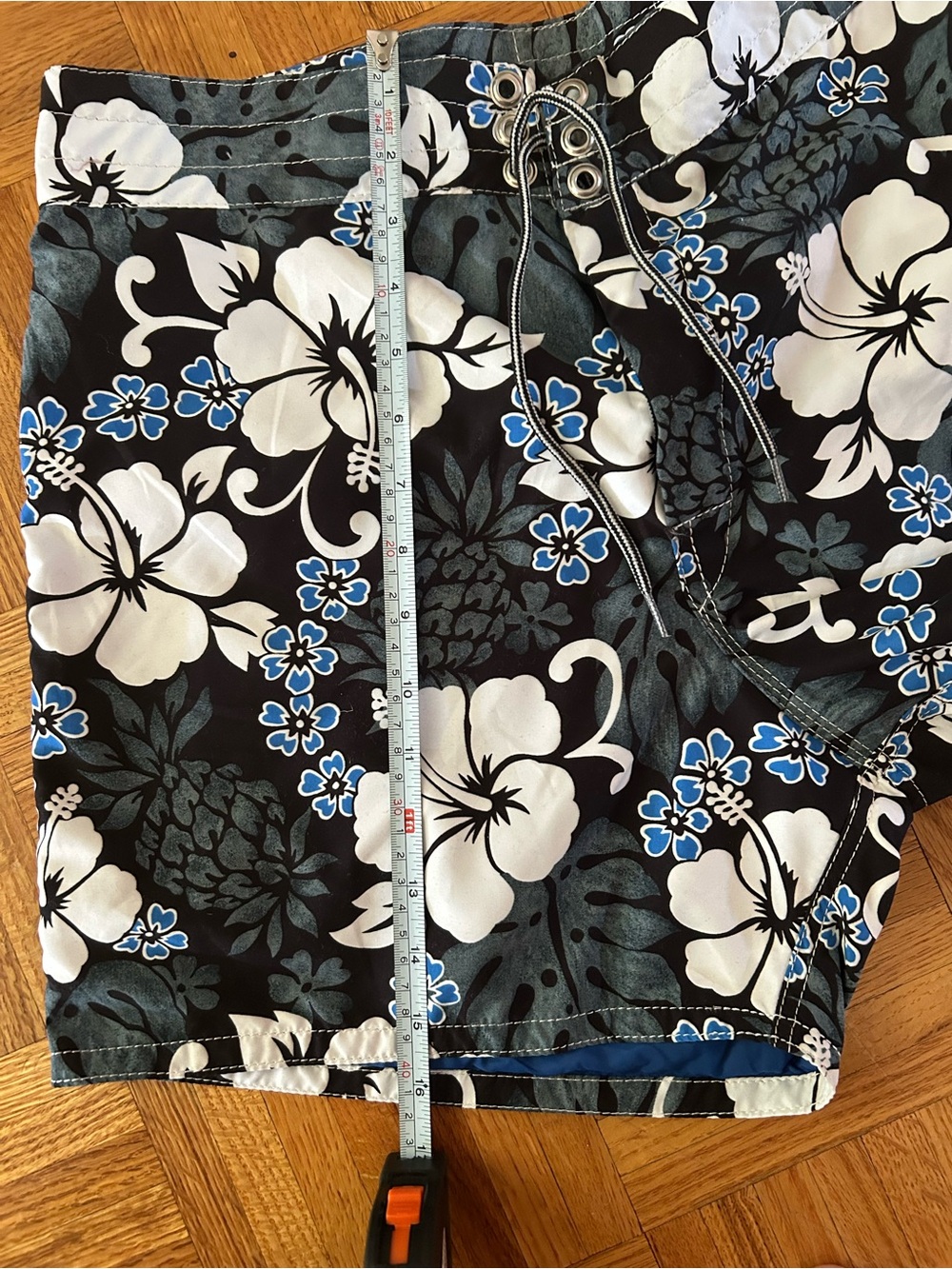Birdwell Black/blue Floral Swim Trunks - Picture 4 of 4
